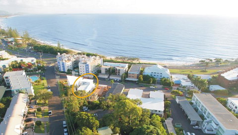 Alex Beach House - Accommodation Asia 0