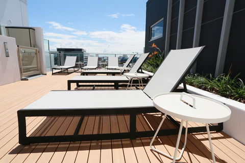 Alex Perry Hotel & Apartments - Accommodation Asia 1
