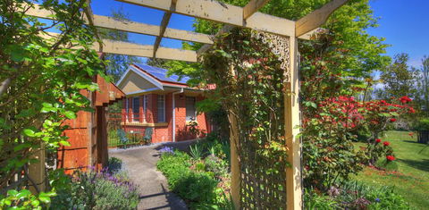 Alexandria Bed And Breakfast - Accommodation Asia 3