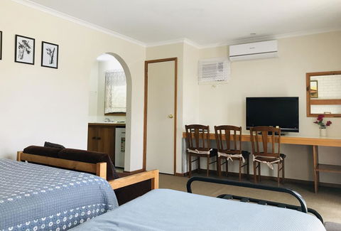 Alfred Motor Inn - Accommodation Asia 1