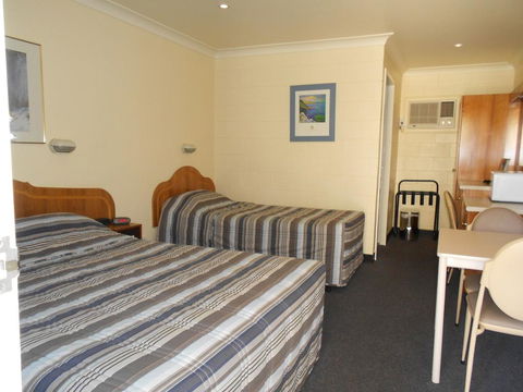 All Seasons Motor Lodge - Accommodation Asia 2