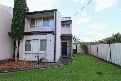 Alloway - Accommodation Asia 2