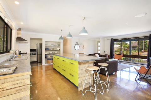 Aloha - Pet & Family Friendly - 10 Min Walk To Beach - Accommodation Asia 3