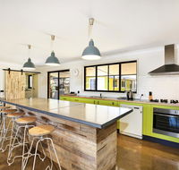 Aloha - Pet  Family Friendly - 10 Min Walk to Beach - Accommodation Asia