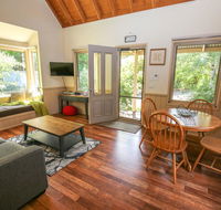 Alpine Arnica Cottage 2 - Accommodation Asia