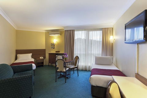 Alpine Motor Inn - Accommodation Asia 1