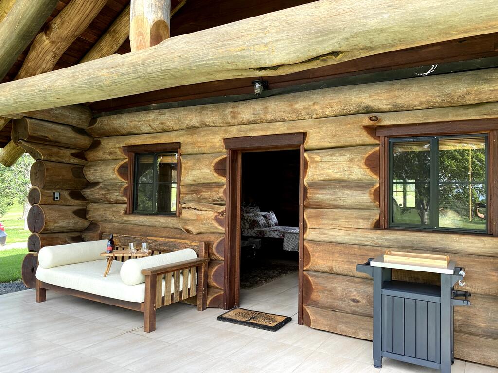 Tomki NSW Accommodation Asia