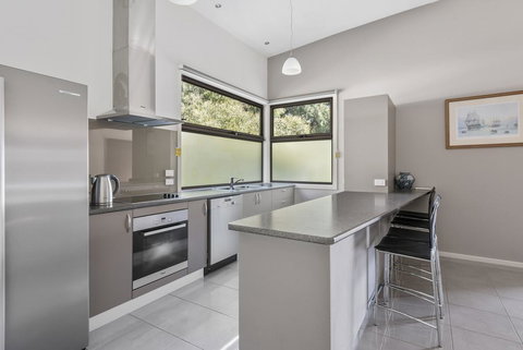 Amaroo - Accommodation China 3