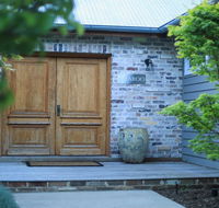 Amaroo - modern luxurious and chic - Accommodation Asia