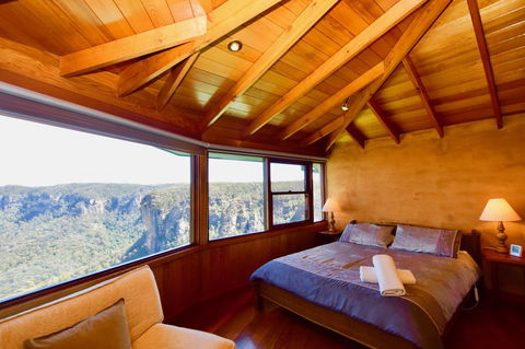 Amaroo Mountaintop Villa - Accommodation Asia 2