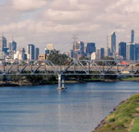Amazing River Views - Fabulous Footscray Fun - Accommodation Asia