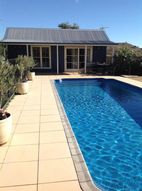 Amazing Views Pet Friendly Bed And Breakfast - Accommodation Asia 0