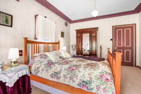 Ambrose Cottage Front Apartment - Accommodation Asia 2