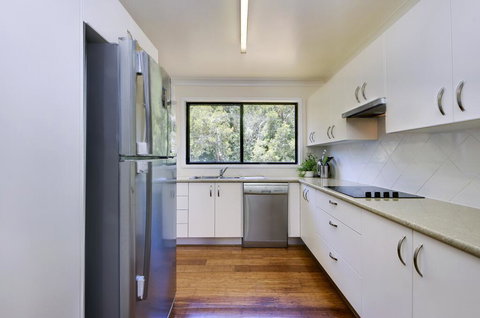 Ammaboolah At Hat Head - Accommodation Guide 3