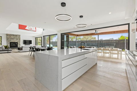 ANCHORAGE - MOUNT MARTHA - Accommodation Asia 1