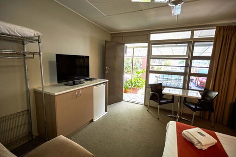 Anchorage Motor Inn - Accommodation Asia 1