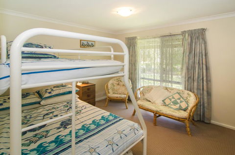 Anchors Away - Accommodation Asia 2