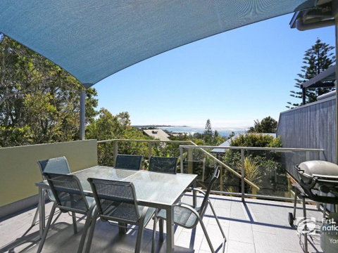 Angourie Blue 1 - Great Ocean Views - Surfing Beaches - Accommodation Guide 0
