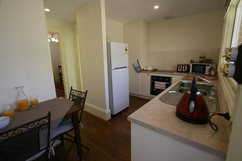Annies Garden Cottage - Accommodation Asia 1