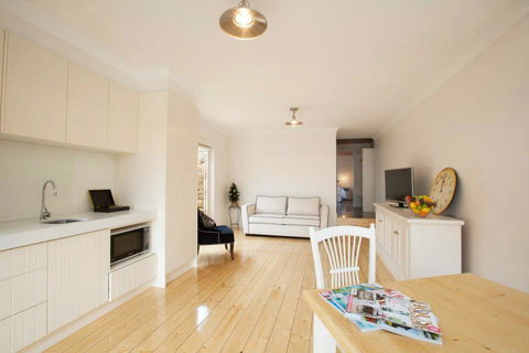 Apartment 35 - Accommodation Guide 2
