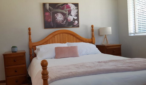 Apartment With Sweeping View Of The Bay, 2 Bedrooms, Sleeps 5 - Accommodation China 1