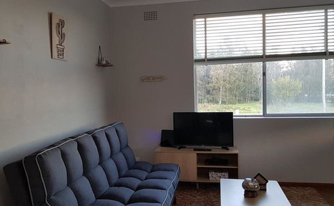 Apartment With Sweeping View Of The Bay, 2 Bedrooms, Sleeps 5 - Accommodation China 3