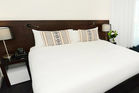 Apartments @ 79 Goondoon - Accommodation Guide 0