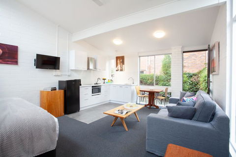 Apartments On Elsmere - Accommodation Asia 3