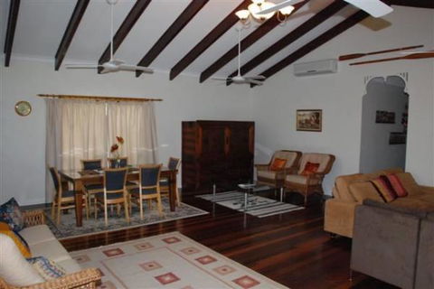 Appian Beach House - Accommodation Asia 2