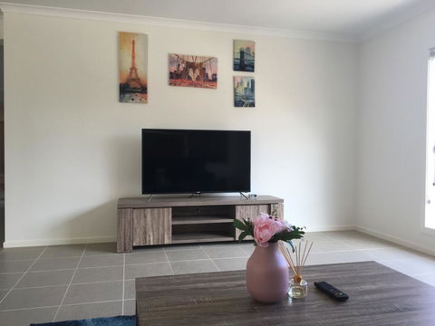 Apple House Point Cook - Accommodation Asia 1