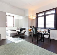 Apt - Art Deco Studio B - Accommodation Guide