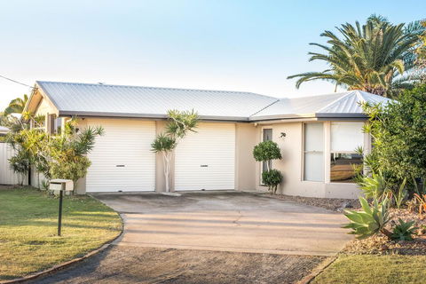 Apurla Hervey Bay - Located At The Point - Accommodation China 2