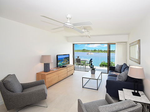 Aqua Linea - Accommodation Asia 3