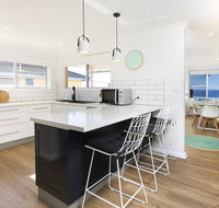 Aqua Palm with Sweeping One Mile Views - Accommodation Asia