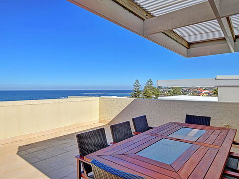 Aqua Viva 2 - Accommodation Asia 0