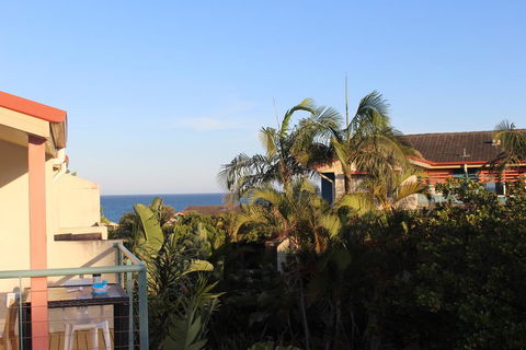 Aqualuna Apartments - Accommodation Asia 2