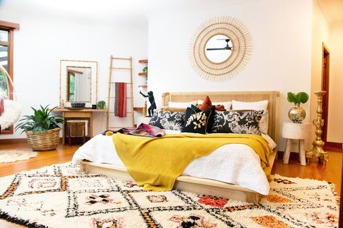 Aquila Retreat Mansion - Accommodation Asia 1