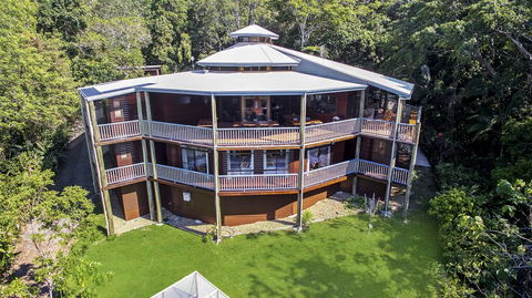 Aquila Retreat Mansion - Accommodation Asia 3