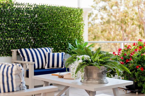 Arabella - Stylish Seaside Sanctuary With Views - Accommodation China 1