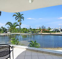 Arc Resort Stunning 3 Bedroom in Broadbeach - Accommodation Asia