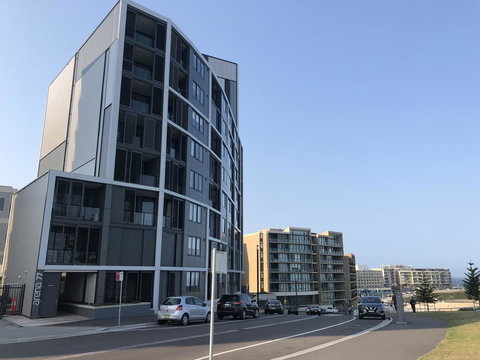 Arena On The Beach - Accommodation Asia 1