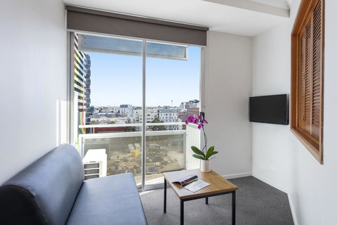 Arrow On Swanston - Accommodation Asia 1