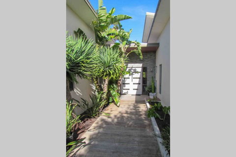 Arthouse Six - Accommodation Asia 2