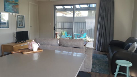 Ashford House - Accommodation Asia 0