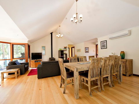 Ashleigh - Accommodation Guide 3