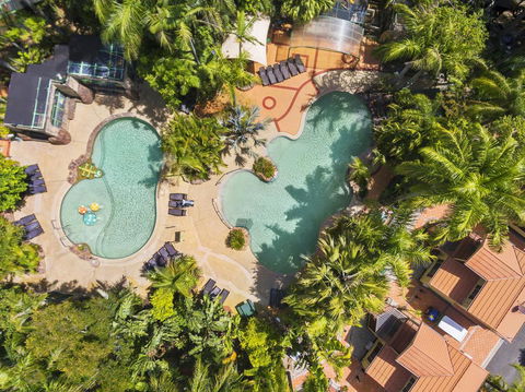 Ashmore Palms Holiday Village - Accommodation Guide 3