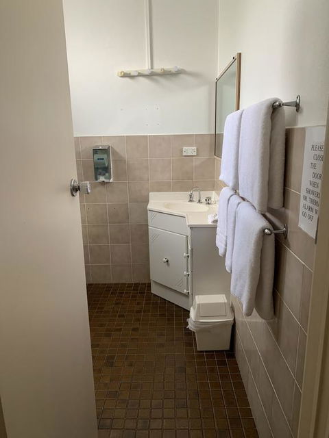 Ashton Motel - Accommodation China 2