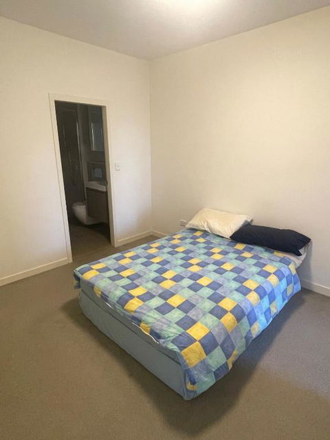 Luxury 2 Bed 2 Baths Apartment - Hurstville - Accommodation Guide 2