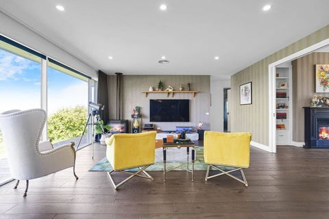 Luxury & Plush Lifestyle 5 Bedroom House In Mt Eliza - Accommodation Asia 3