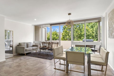 Luxury Spacious 3-bedroom Suite On Exclusive Lansell Rd, Toorak - Accommodation Guide 2